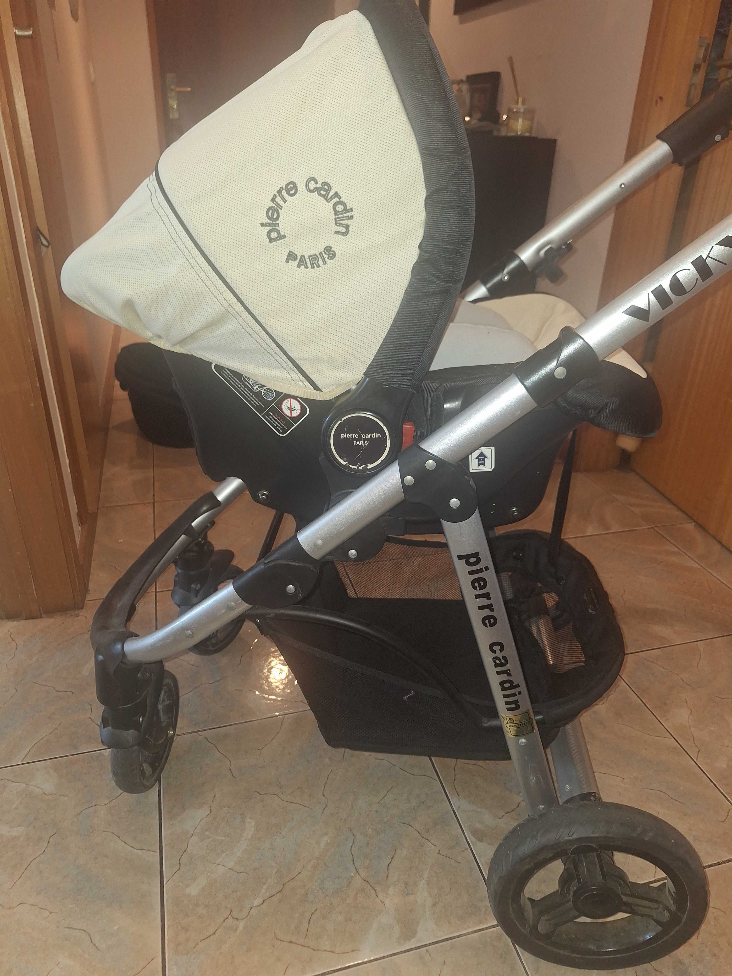Carrinho de bebé + Ovo - Pierre cardin Vicky - COMO NOVO
