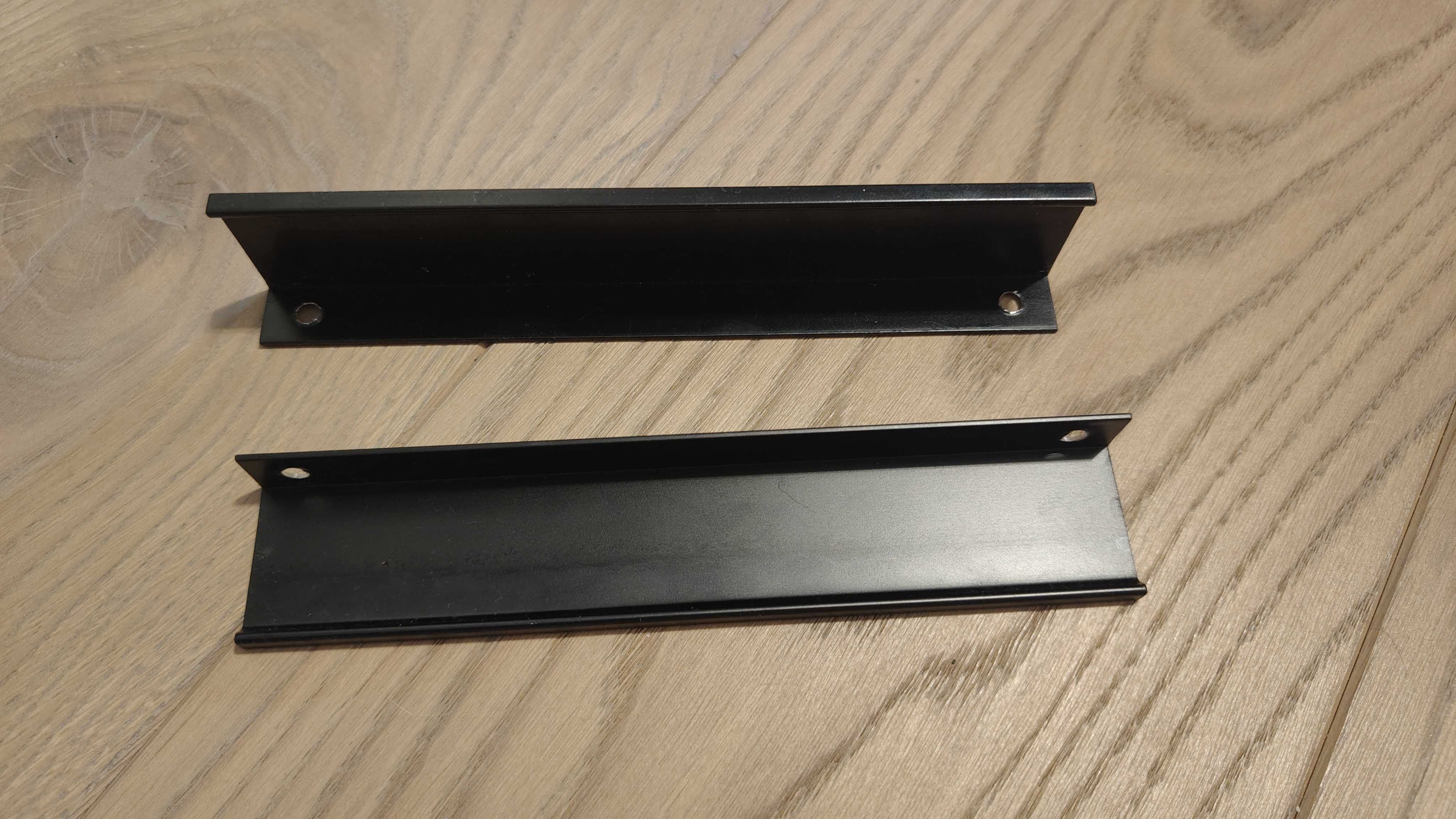 Czarny uchwyt meblowy krawędziowy 160mm
