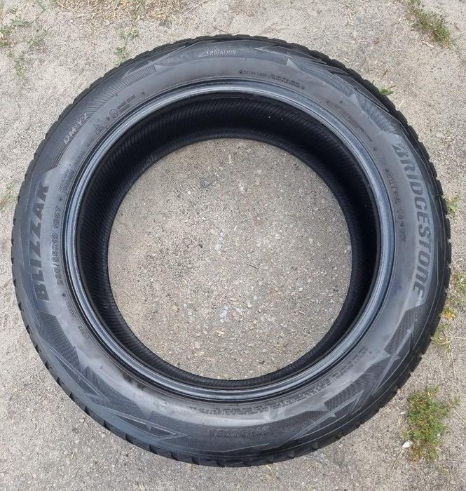Шини Bridgestone Blizzak DM-V2 235/55 R19 пара