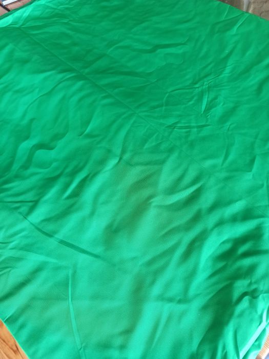 Экран для проектора. Тканевый фон.