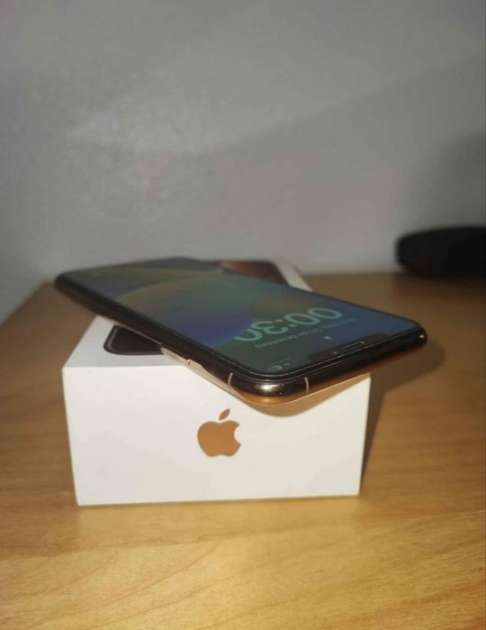 iPhone xs max 64gb