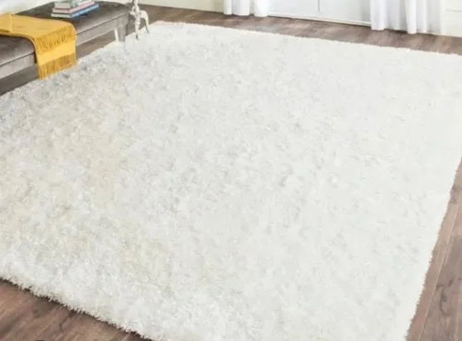 Tapete Branco de Sala