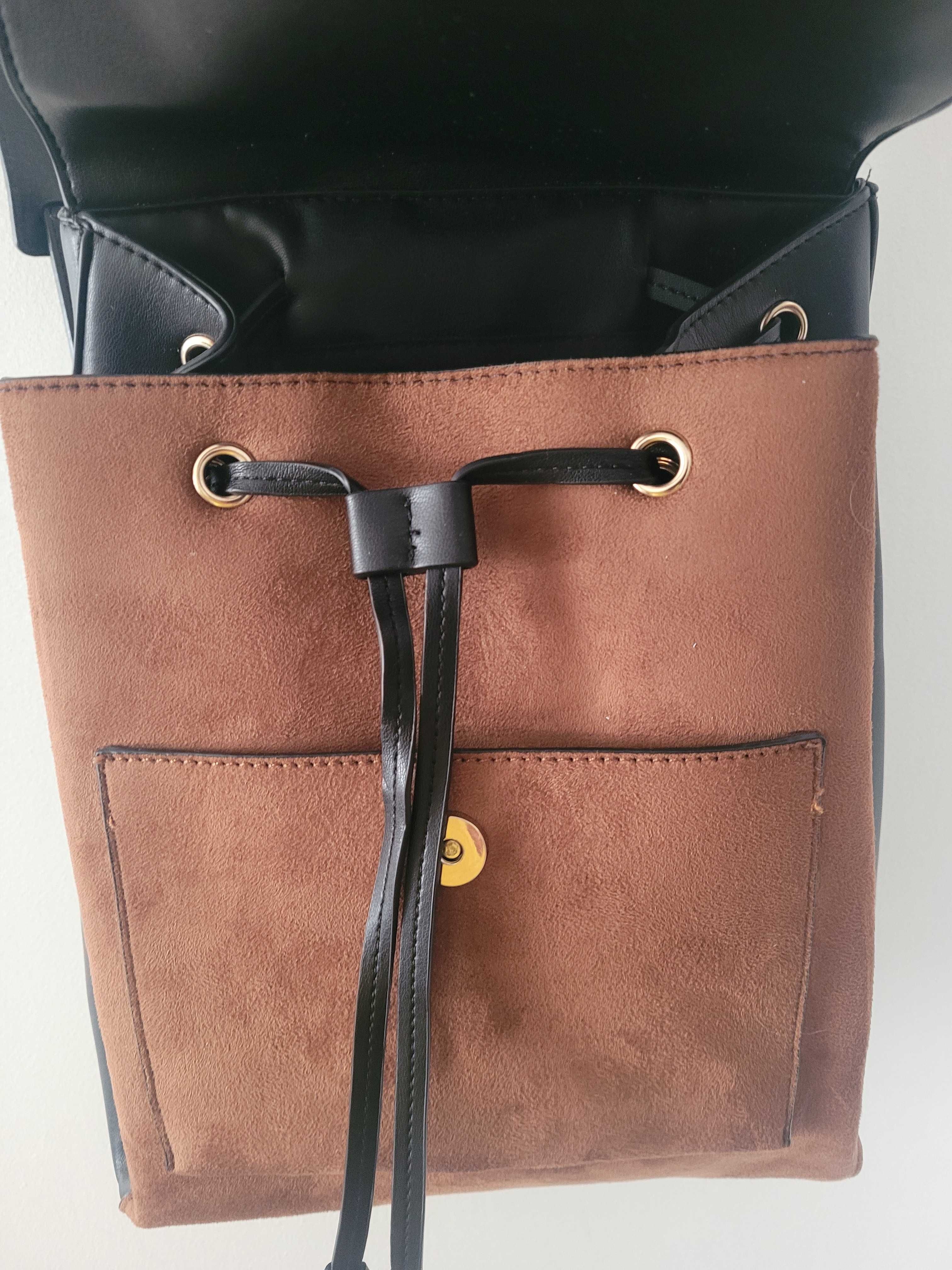 Mochila Nova marca Parfois