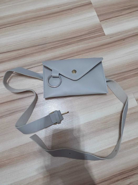 Saszetka/ nerka damska