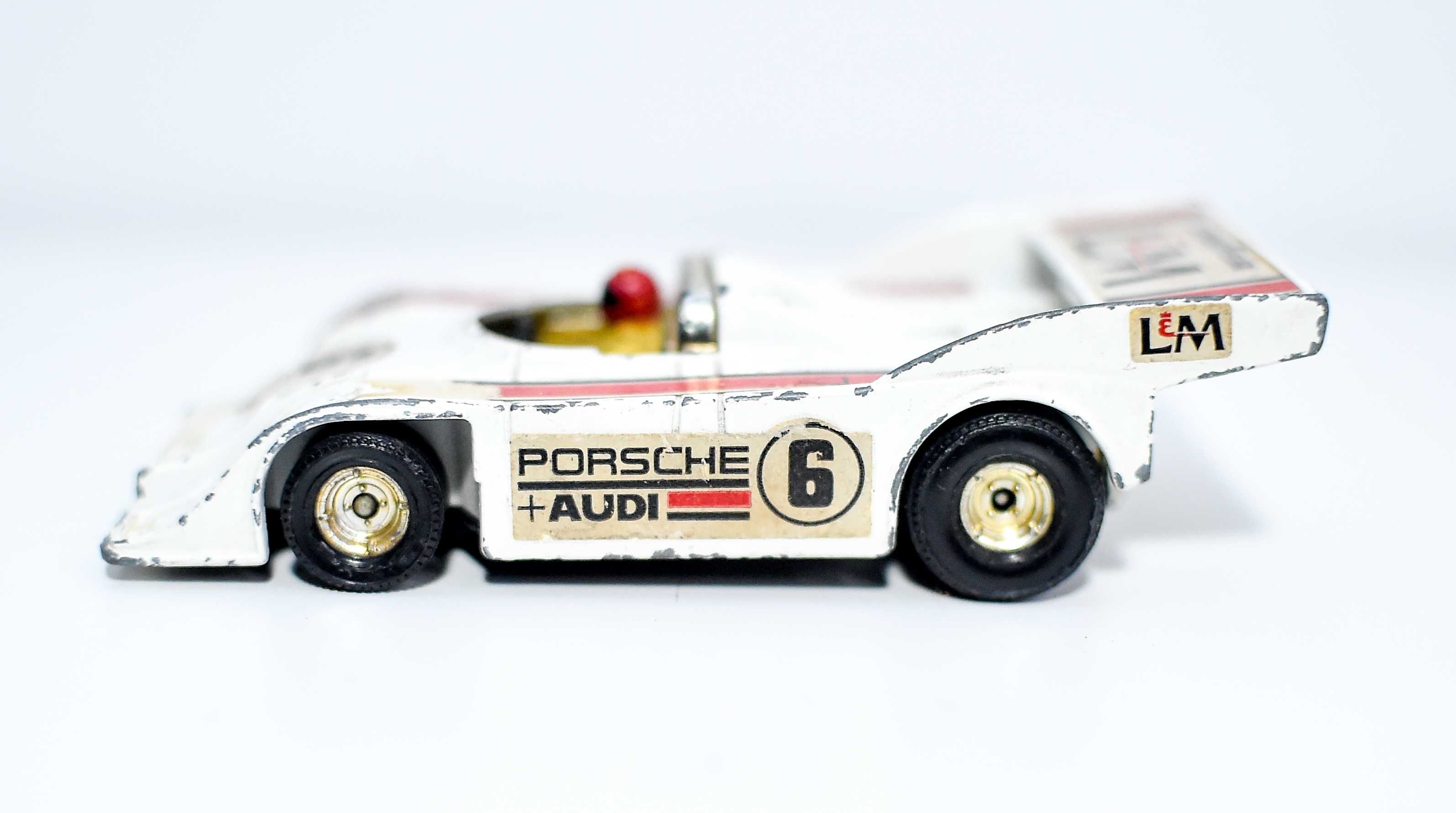 Samochodzik Corgi Porsche 917/10 Team Penske #6 Series Champion 1972