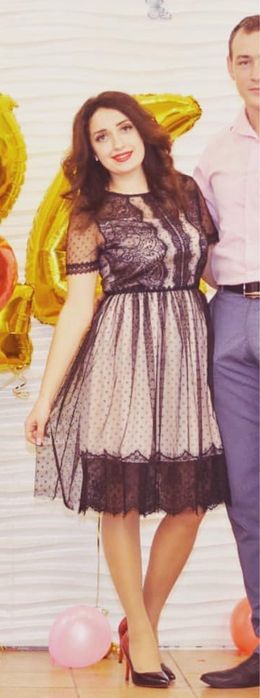 Платье нарядное женское