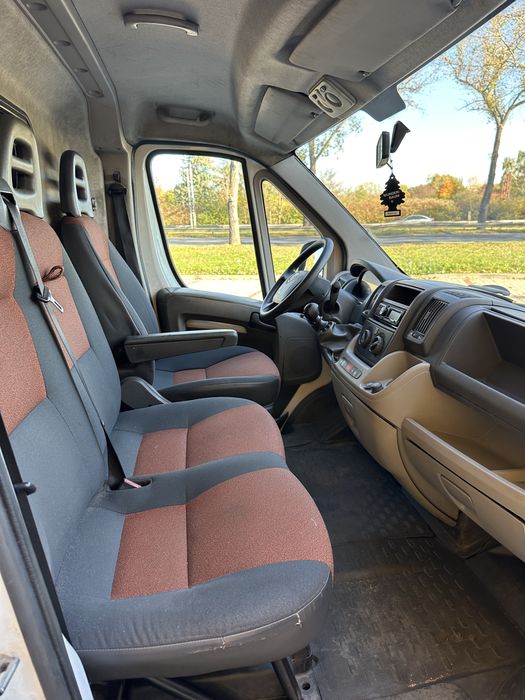 Wynajem busa / transport / przeprowadzki – Fiat Ducato L3H2