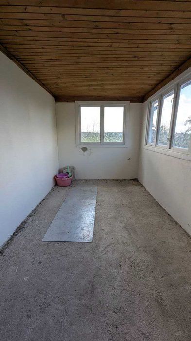 Продається дачний будинок