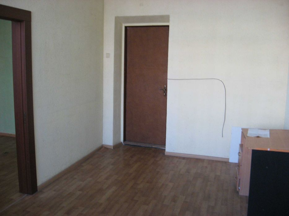 Сдается офис 40 кв.м 2 кабинета р-н пл.Пушкина в админ.здании.