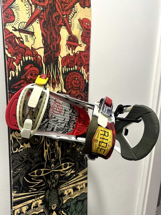 Сноуборд Drake Green Battle 162 + кріплення