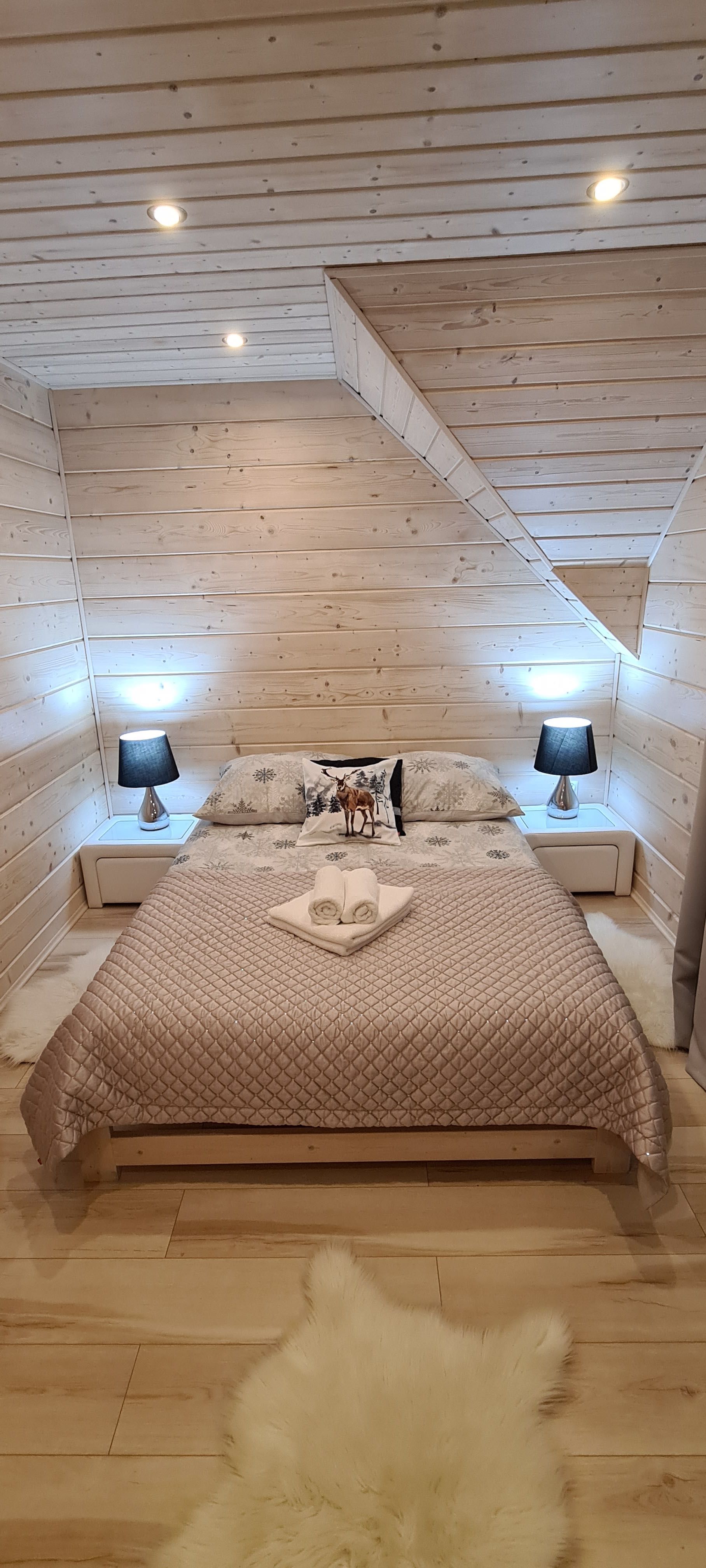 Domek z kominkiem  Bieszczady Polańczyk Solina Jacuzzi