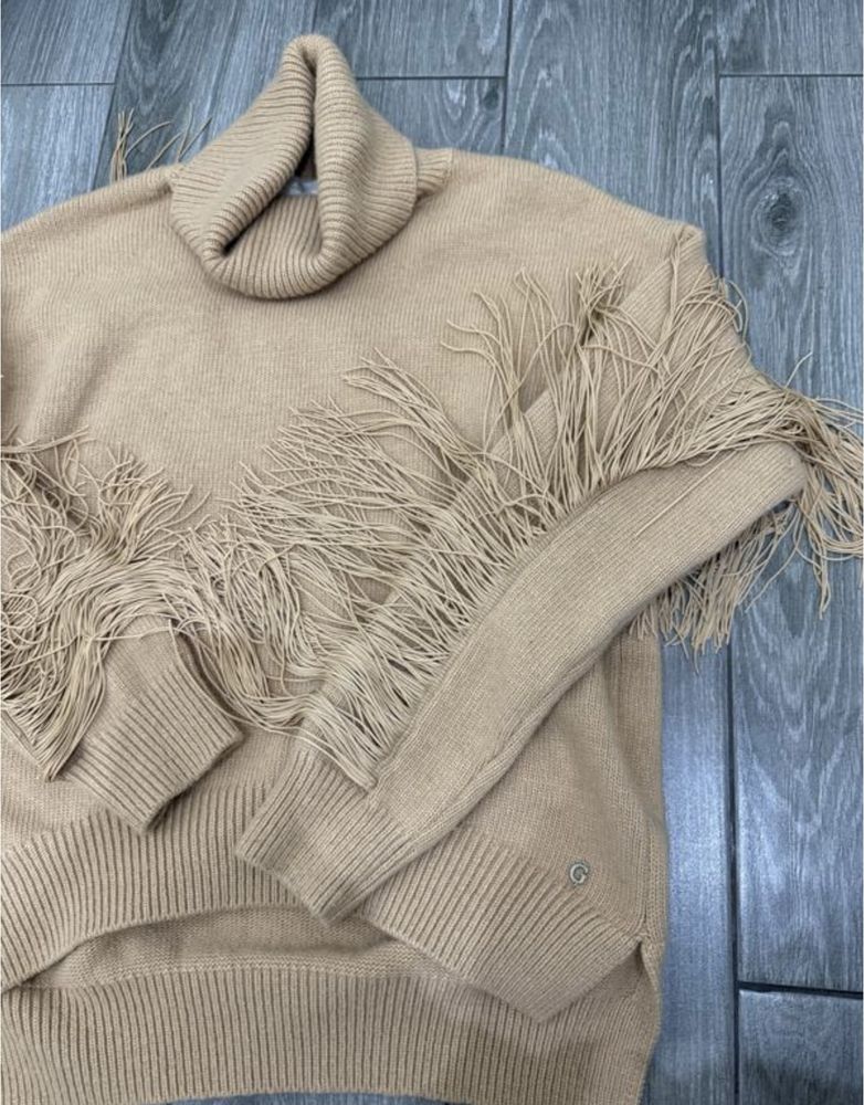 Оригінальний светр Guess