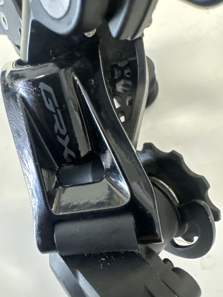 Naped Gravel Shimano  GRX  Tiagra 10s