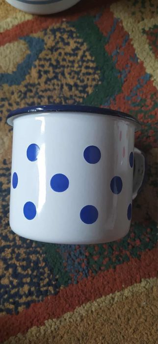 Sprzedam zestaw 6 kubkow Emalia Olkusz