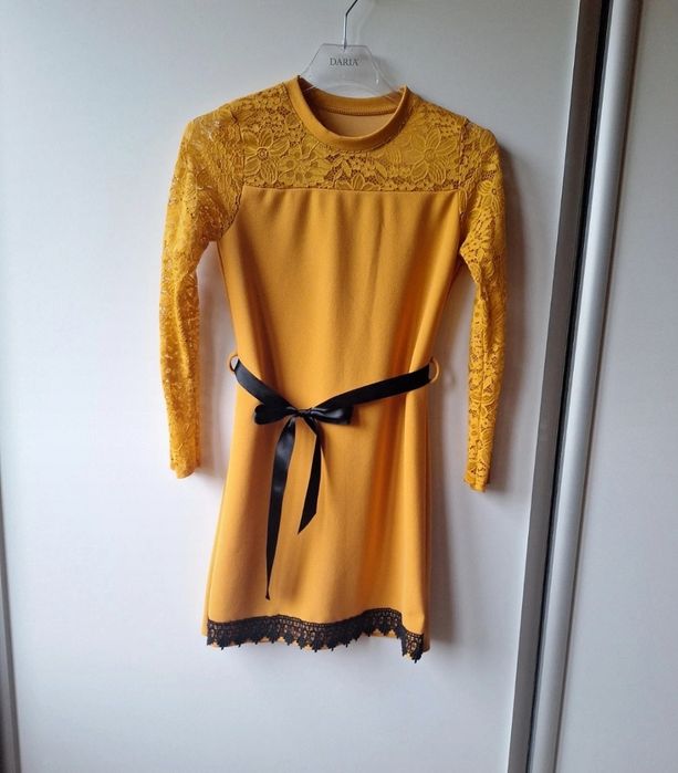 Elegancka sukienka dziewczęca r. 164