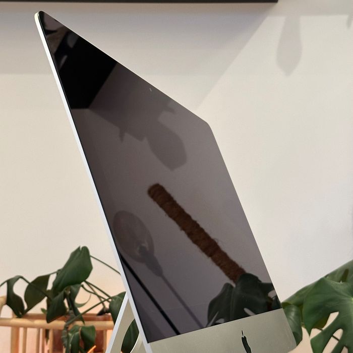 iMac 21" 4K 2017 / i5 / Radeon Pro 560 4GB / 8GB / 1,03TB Fusion MacOS