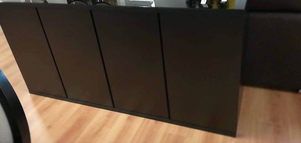 Aparador preto-castanho