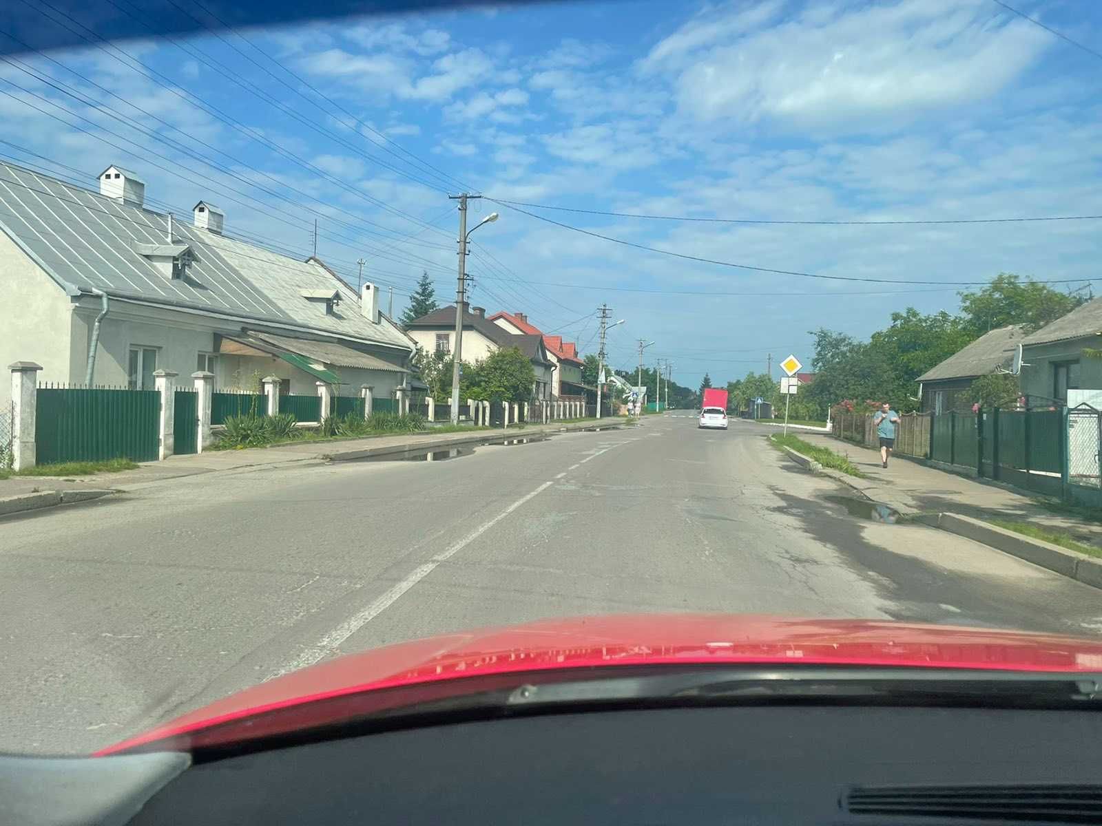 Приміщення під бізнес  м. Жовква, вул. Лесі Українки