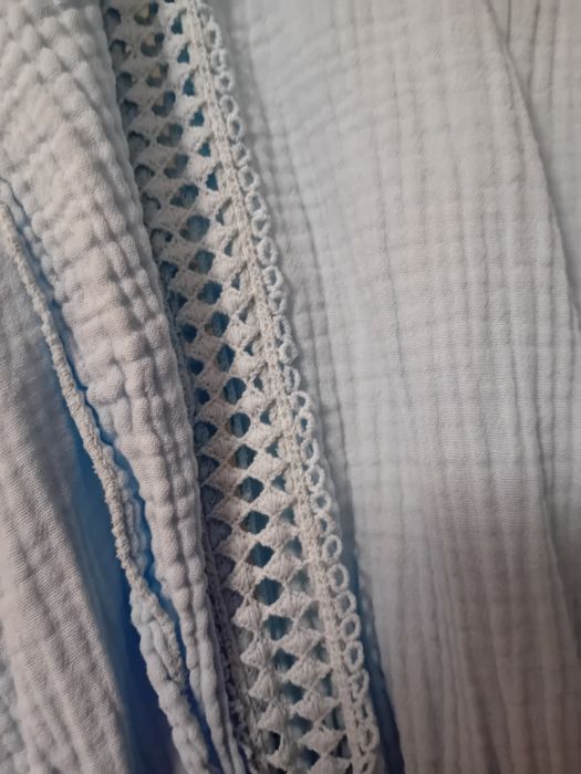 Sprzedam damską letnią sukienkę w kolorze błękitnym, rozm.38/40