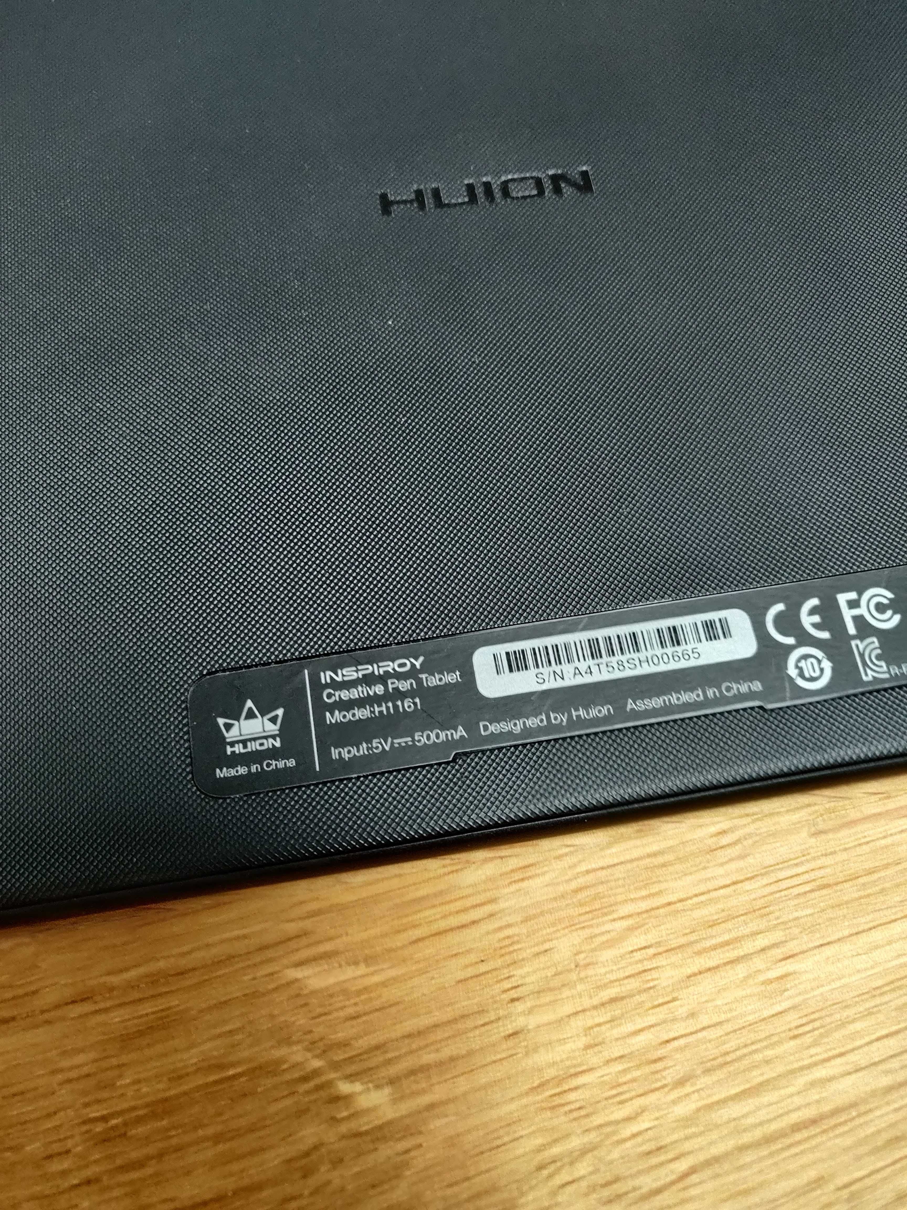 Tablet graficzny Huion H1161 z rękawiczką