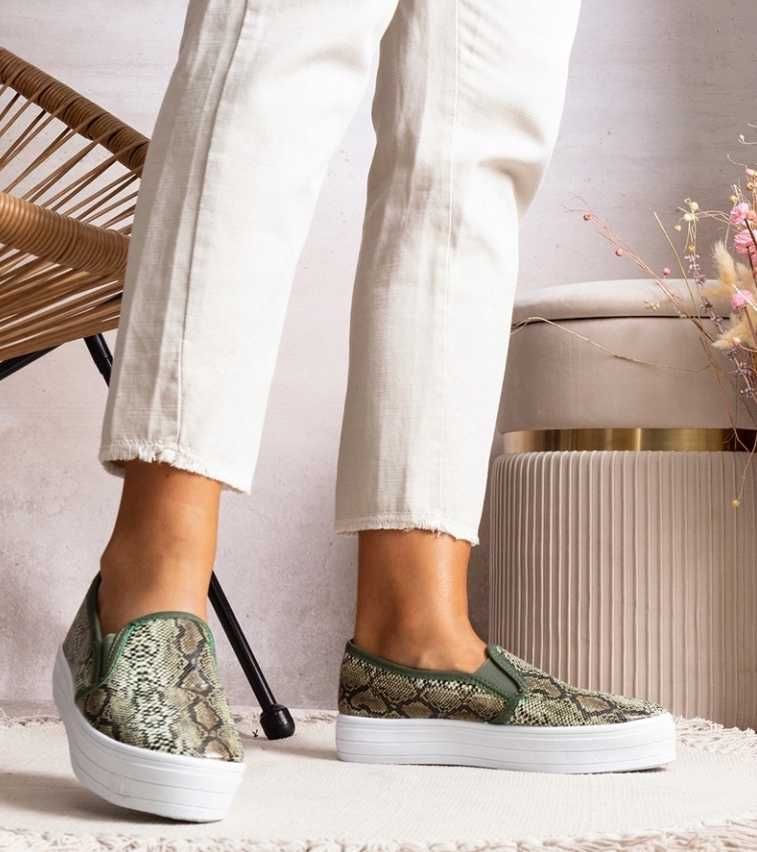 Zielone tenisówki Slip On 38