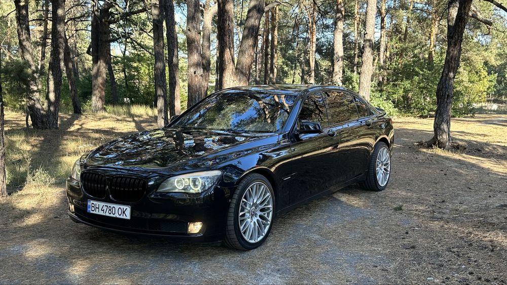 BMW F02! 750Li (Long)! 4.4 бензин!
