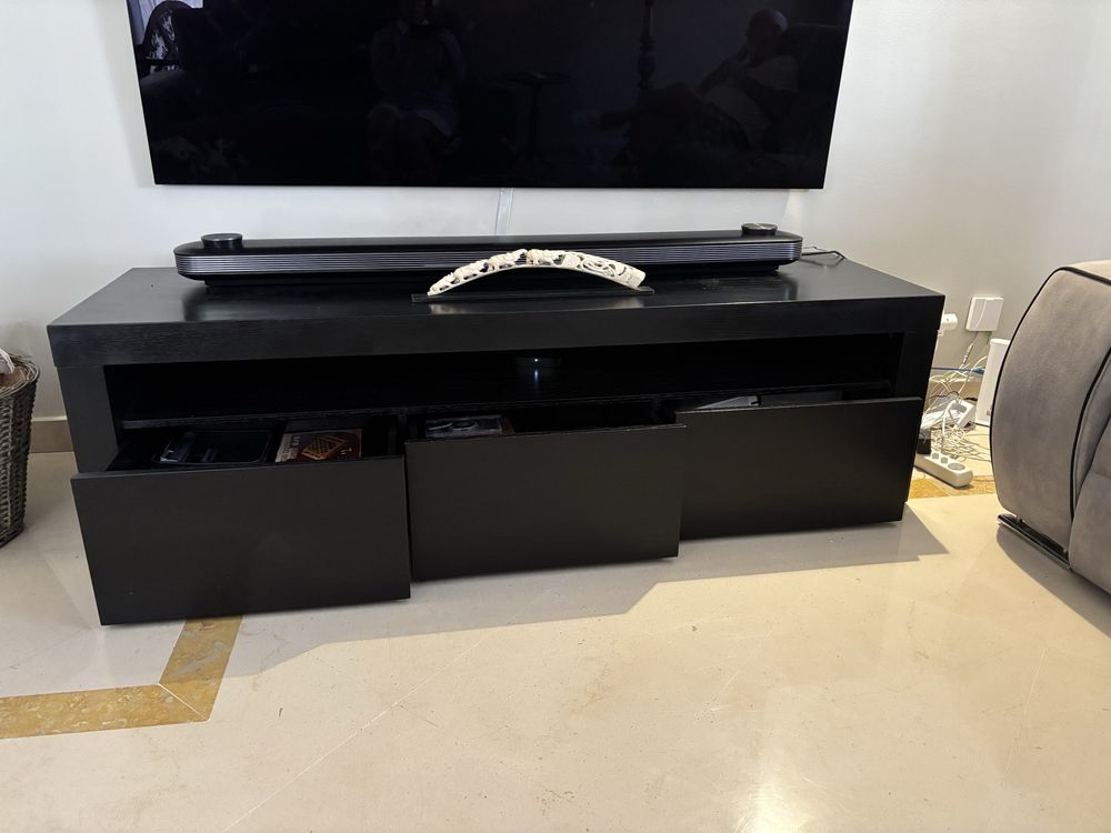 Movel TV 180 em carvalho cor wengé