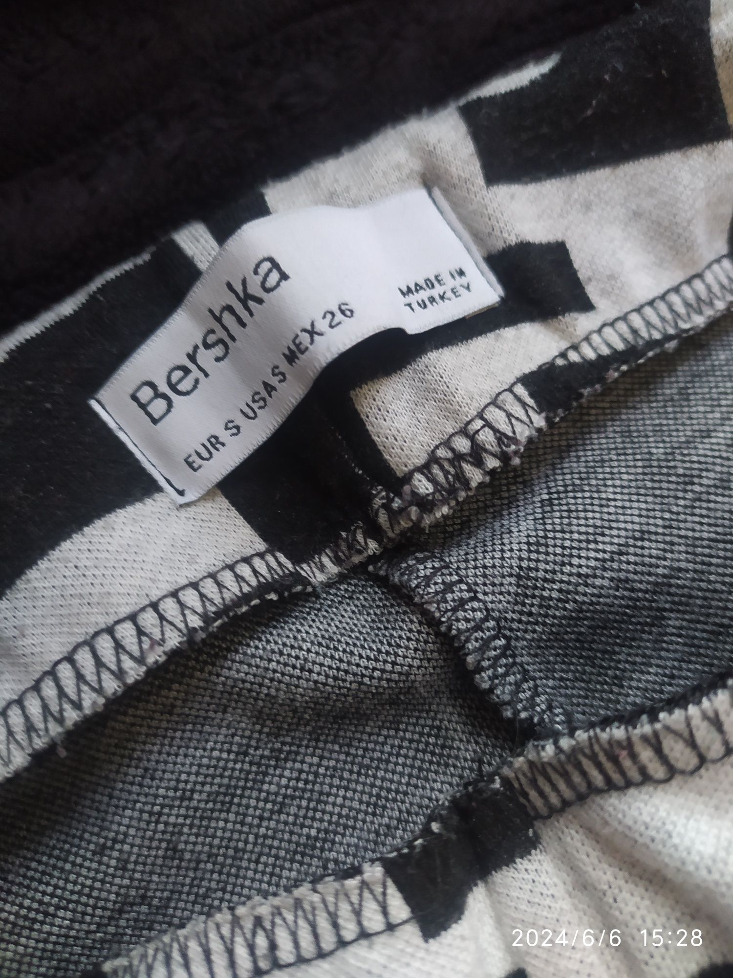 Штани дівчачі. Bershka