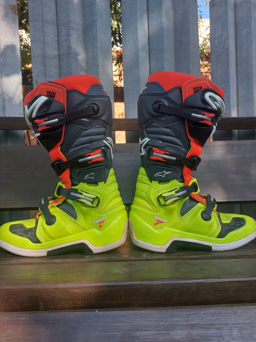 Мотоботи крос єндуро Leat Alpinestars TCX Sidi Gaerne Fox Oneal Tech