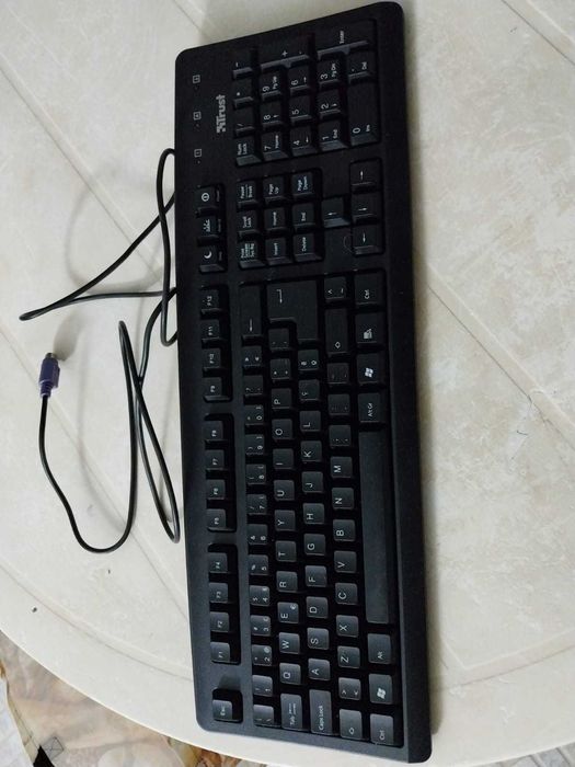 Trust Brand Keyboard, Black Color64552119785729121