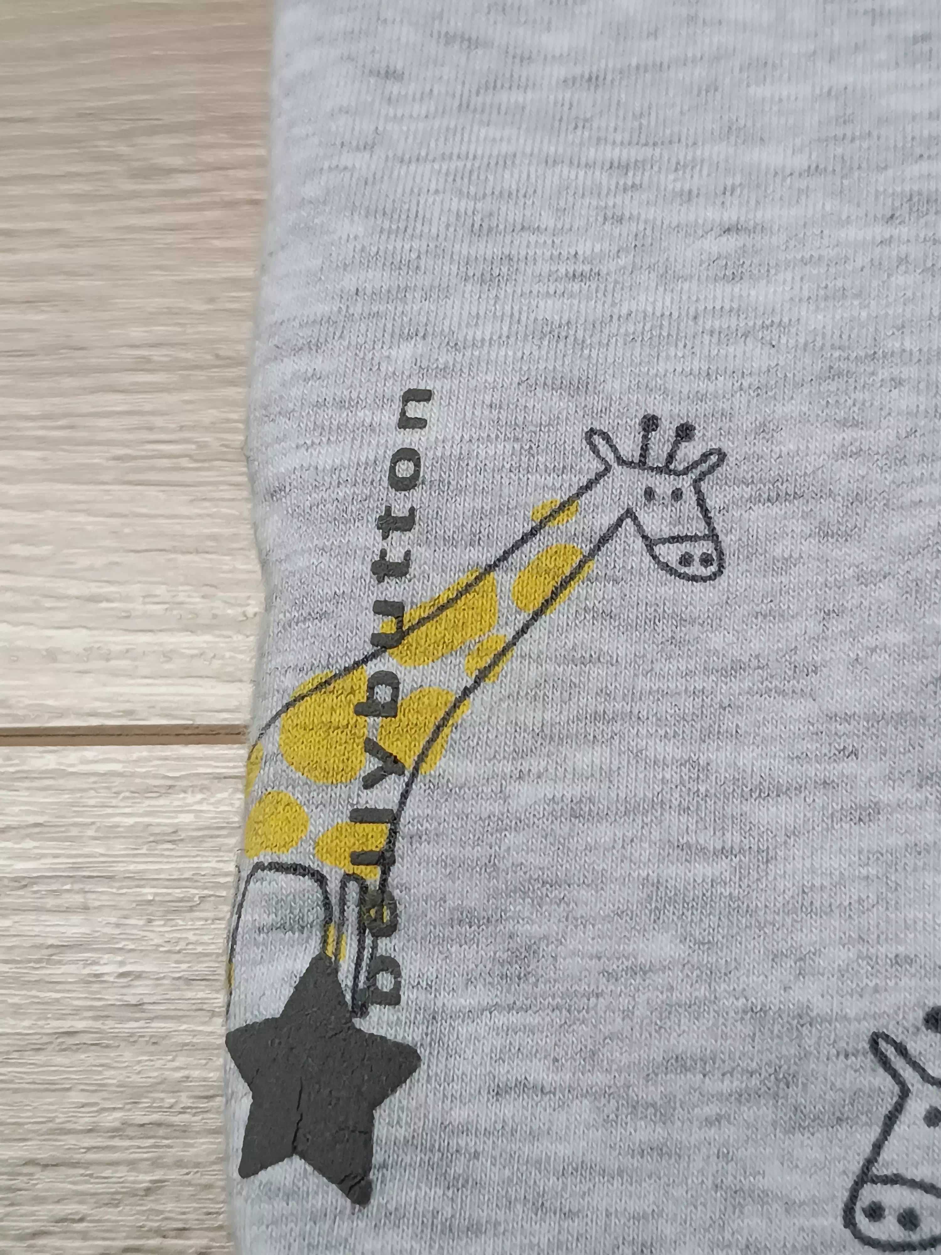 Rampers pajac z kapturem żyrafy 'Bellybutton' 68