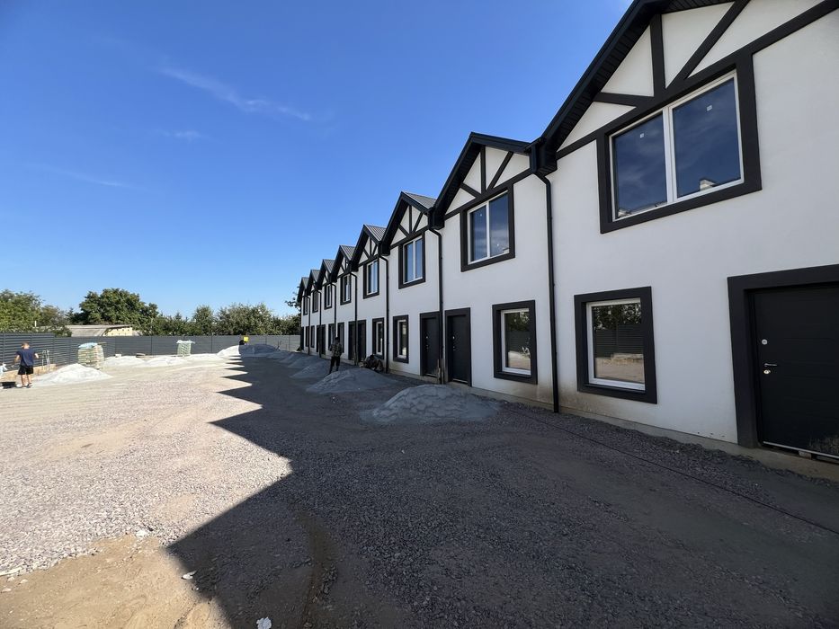 Продам таунхаус 141м2 з БОМБОСХОВИЩЕМ/ ГАЗ/центр. канал./ без комісії