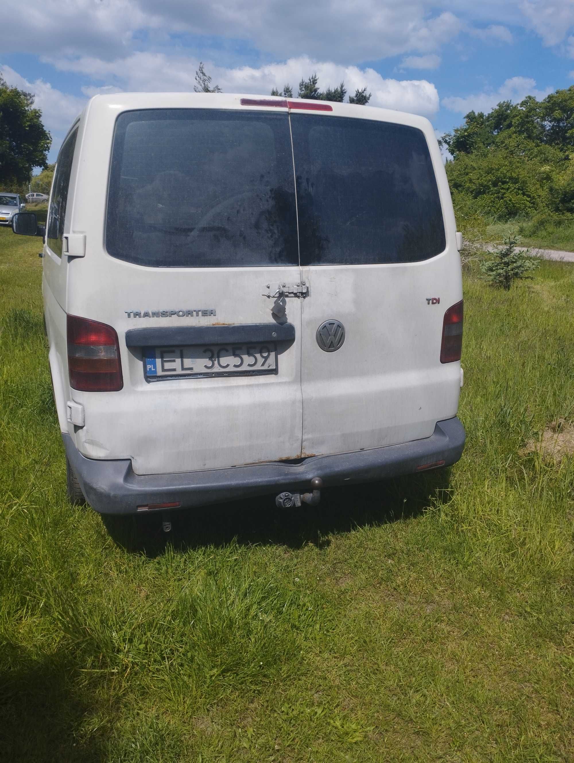 Transporter T5 long  2004   2,5 tdi  3osoby