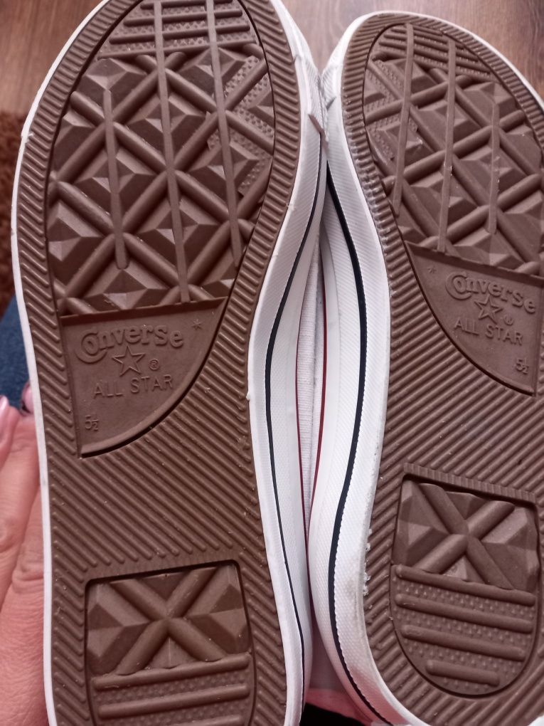 Tramki białe Converse