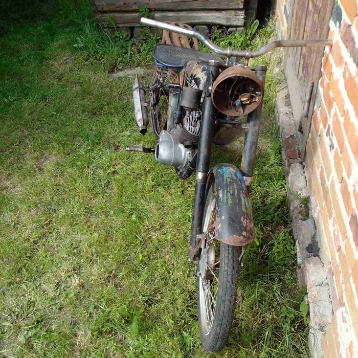 Продам під реставрацію ретро мотоцикл «Ковровец» К-125 М