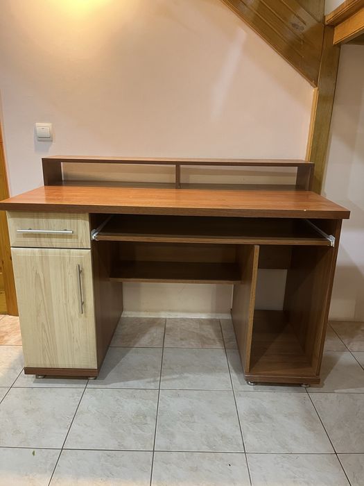 Компютерний стіл , для компʼютера, робочий стіл