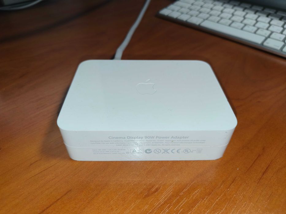 Apple Cinema Display HD 23″ (A1082)