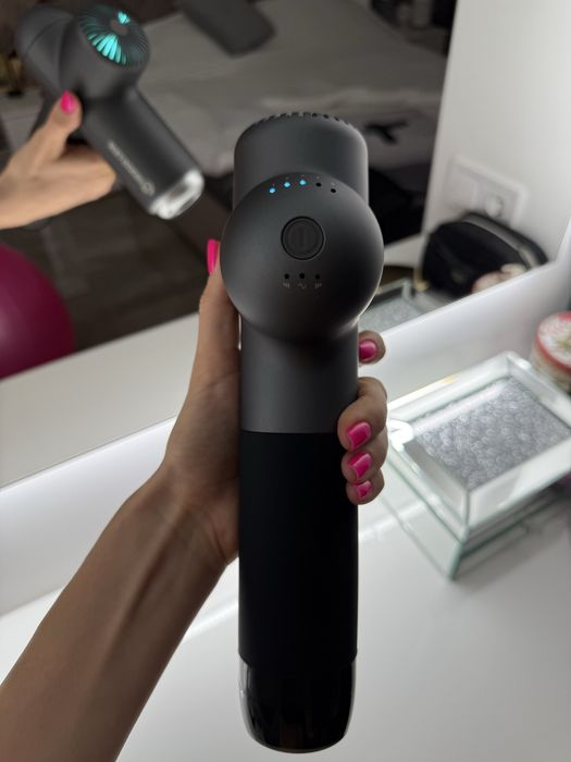 Новый массажный пистолет Booster