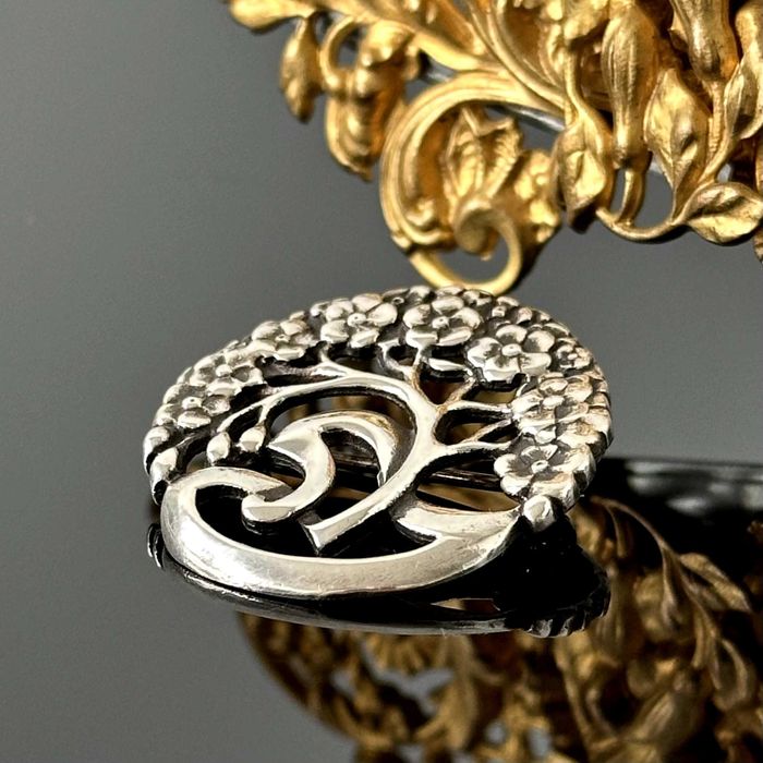 Broszka artystyczna z srebra w stylu secesji wiedeńskiej, próba 925