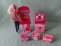 Lalka Barbie (weterynarz) + 3 koty + akcesoria
