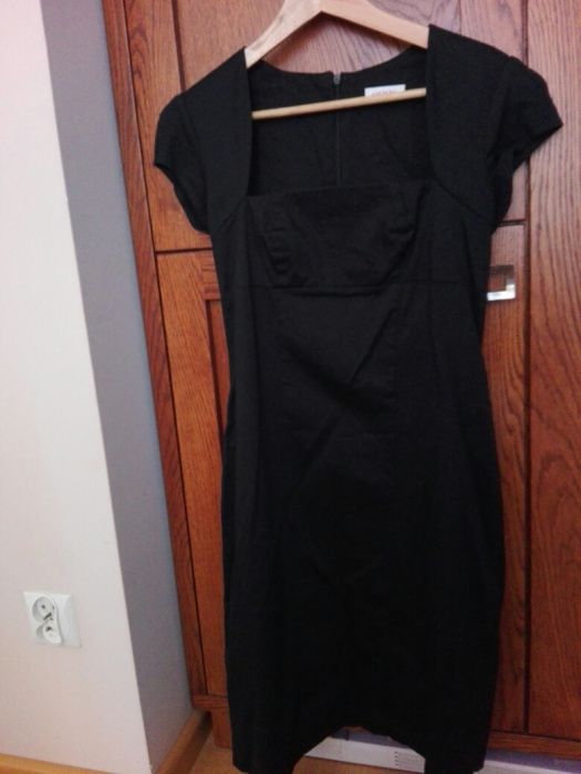 Elegancka sukienka mała czarna orsay r. S