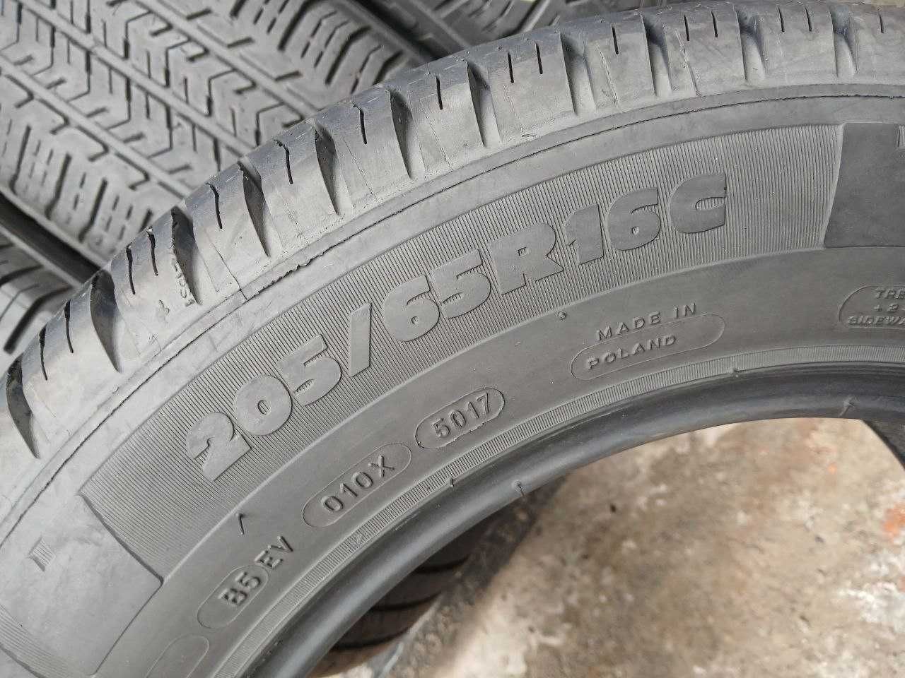 *Шини Michelin 205/65R16C 4шт. Літо. (0416).
