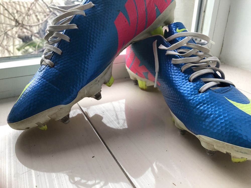 Футбольная обувь , бутсы , бутси , копочки , nike , mercurial , сумки