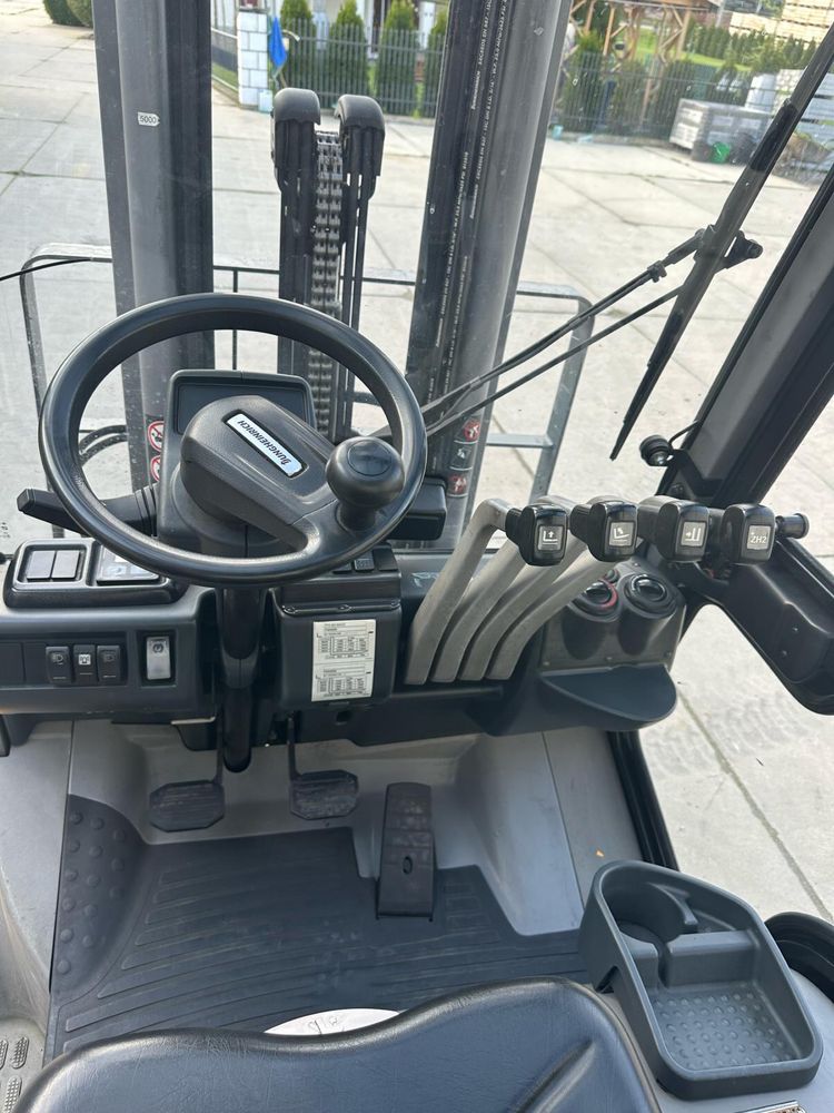 Wózek widłowy Jungheinrich TFG 320
