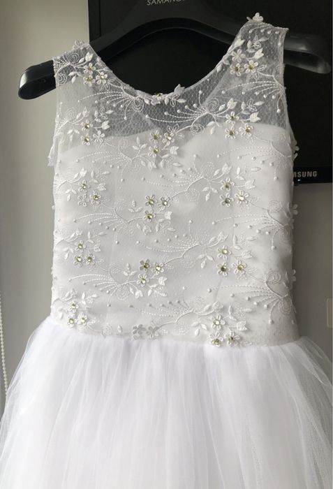 плаття на випускний(Причастя) +рукавички