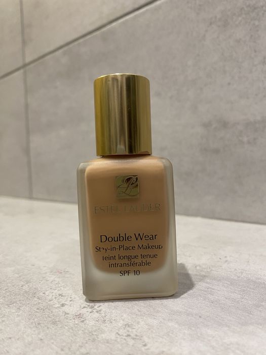 Тональний крем Estee Lauder