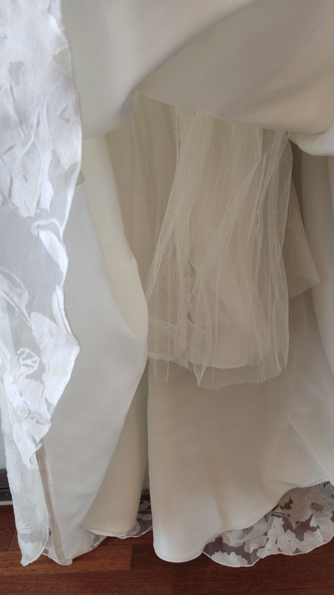 Piękna, wyjątkowa suknia ślubna M