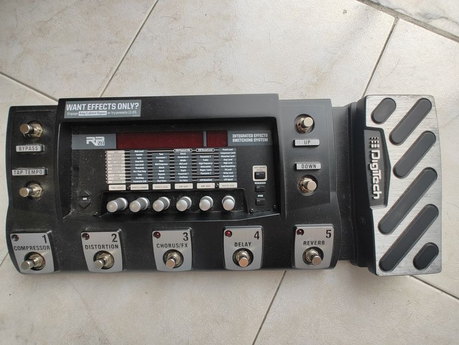Pedaleira Digitech RP 500