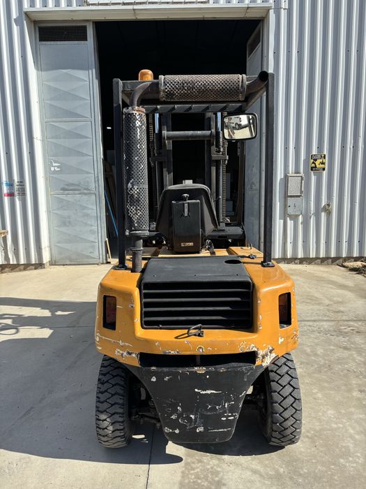 Empilhador 2.5 T