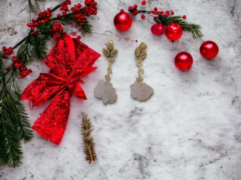 Brincos folha dourada com quartzo rosa - Novos